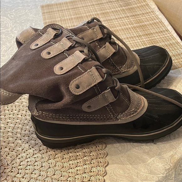 Sorel Joan of Arctic Size 8 Women’s Waterproof Laced Boots in EUC - Picture 1 of 6